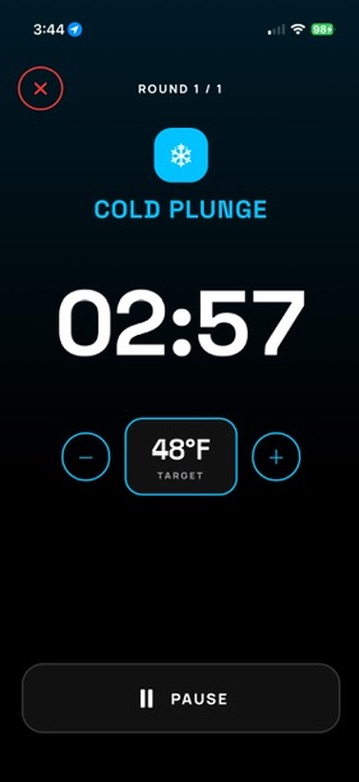 A live Tempo cold plunge timer counting down with a target temperature